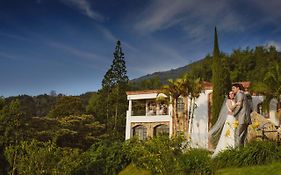 Villa de Los Angeles Medellin